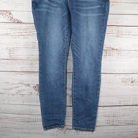 Judy Blue Womens Size 15/32 Skinny Fit Medium Wash Denim Jeans JB82106MD GUC - Picture 3 of 13